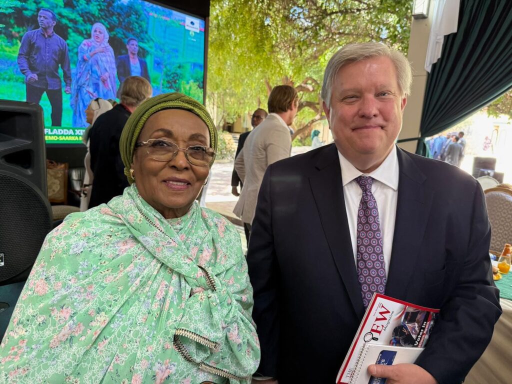 Dr. Edna Adan Welcomes U.S. Ambassador Richard Riley to Edna Adan University Hospital